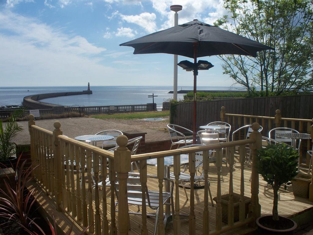 The Balmoral & Terrace Guest Houses Sunderland  Room photo